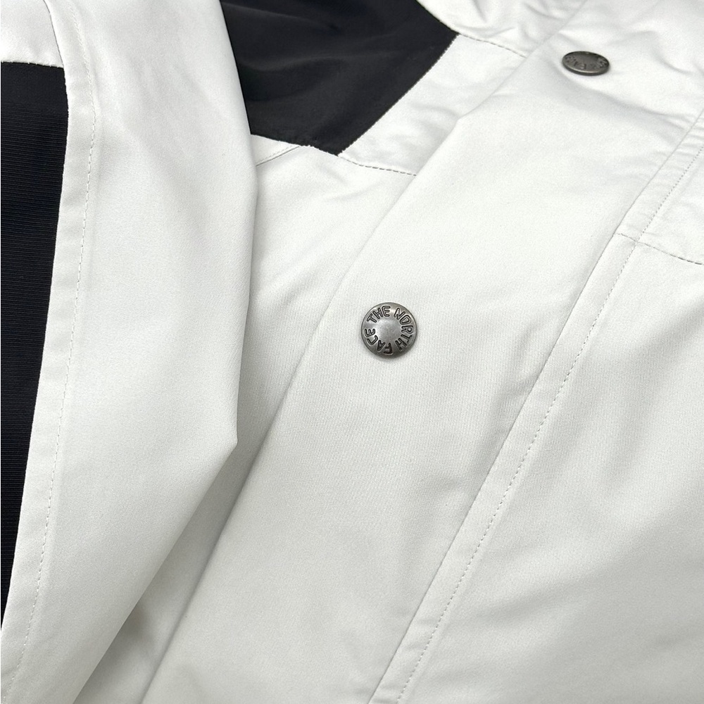 Unisex The North Face Light Grey & Black GORE-TEX Waterproof Hooded Jacket - Picture 4 of 6